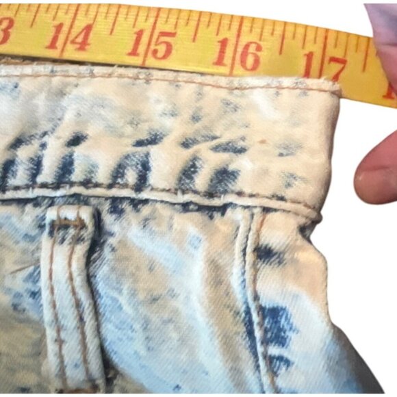 Vintage Zena Womens Acid Wash Denim Patchwork Shorts Size 13 Made In USA - Picture 4 of 10